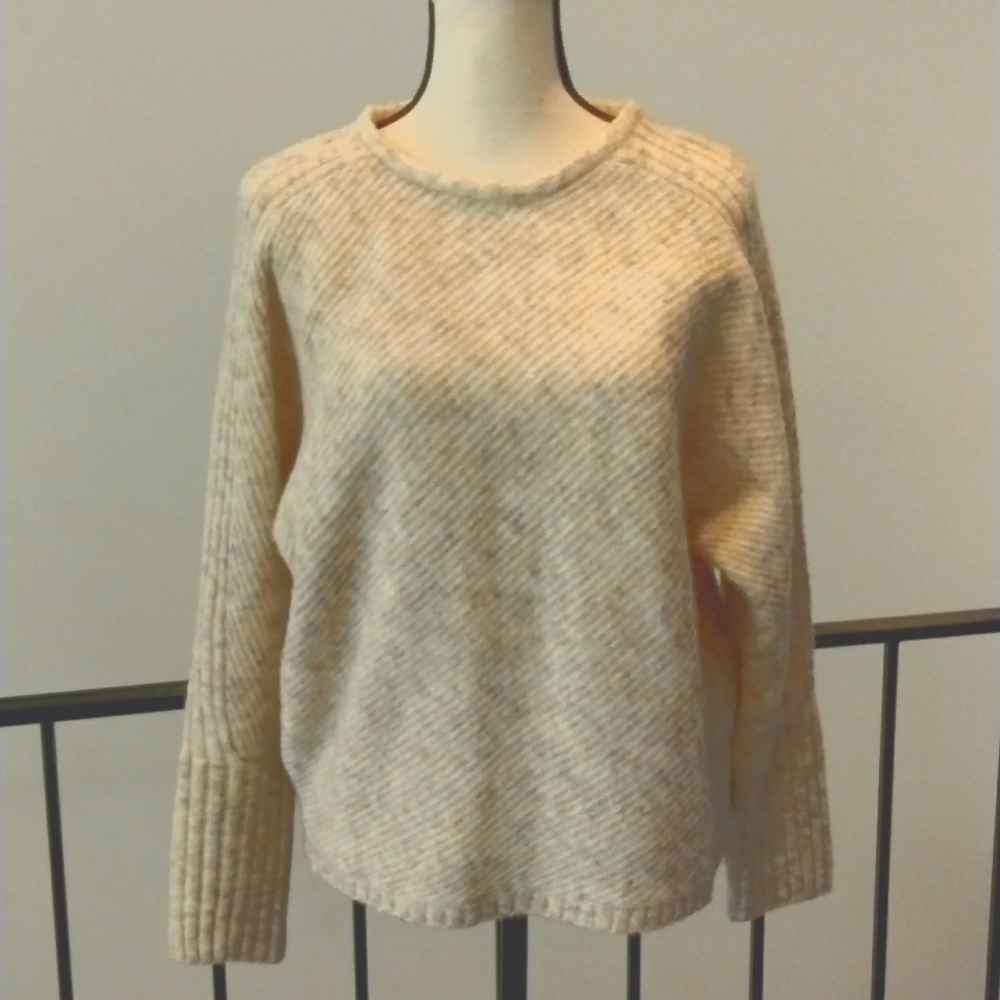 Max Studio oversized slouch fluffy ribbed drop shoulder cozy comfy sweater xs